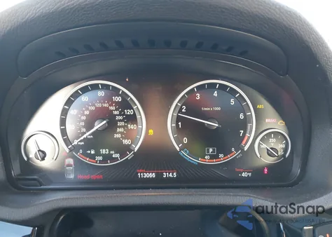 2015 BMW X3 xDrive28I z USA, uszkodzony, nr VIN 5UXWX9C56F0D61535